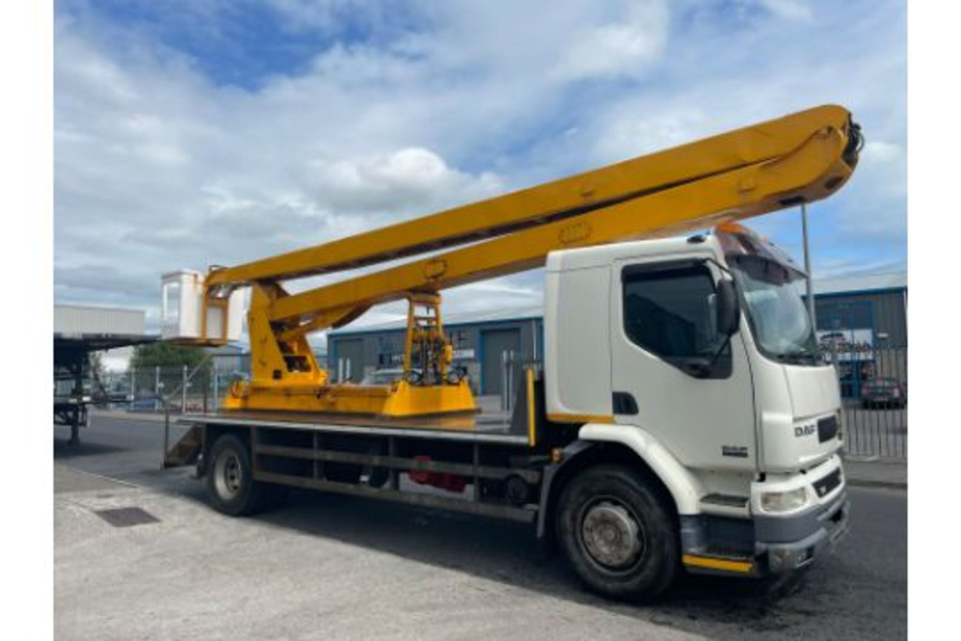 2004 DAF LF55 CHERRY PICKER