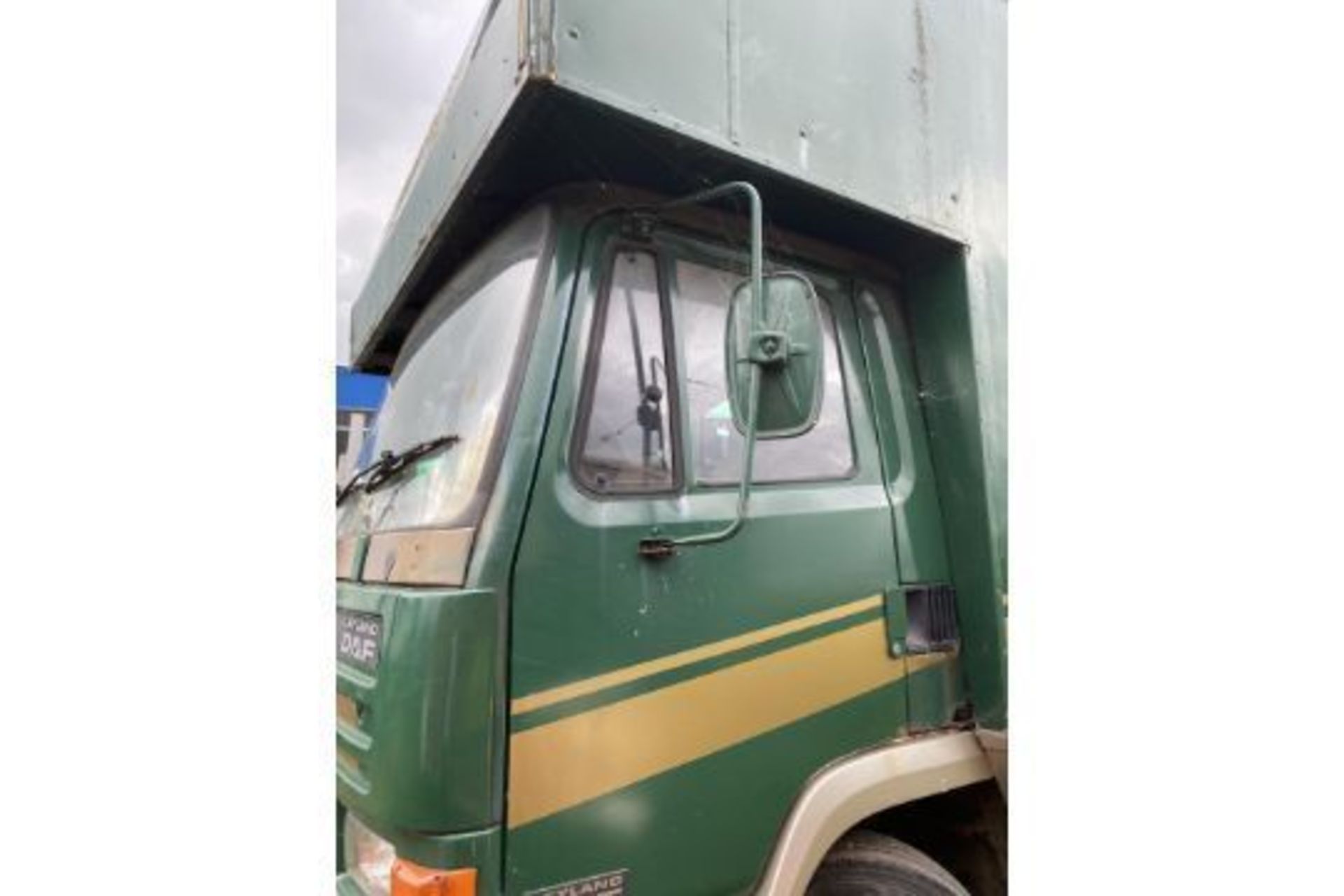 DAF45 HORSE BOX - Image 2 of 4