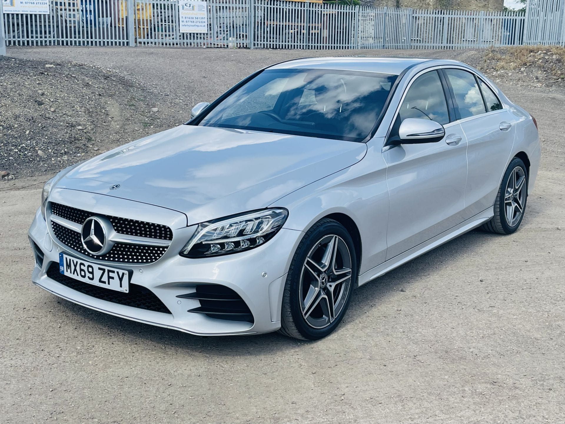 2019 MERCEDES C CLASS AMG - Image 10 of 26