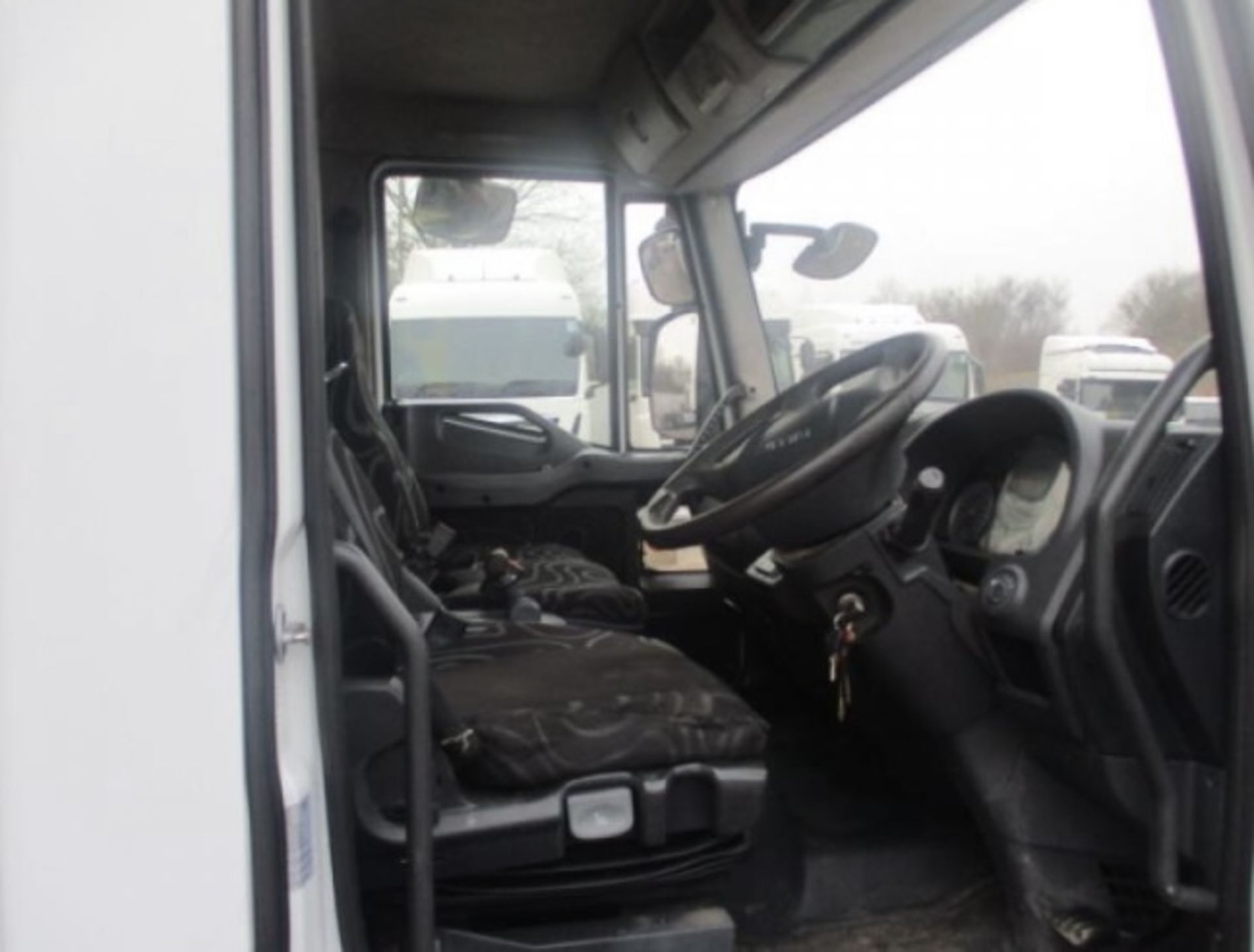 2011 IVECO EUROCARGO 75E16 - Image 7 of 13