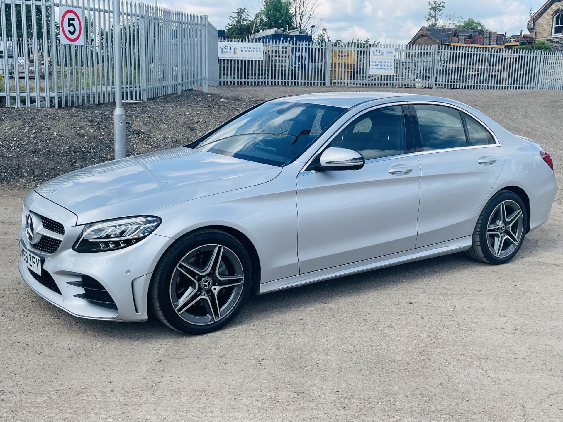 2019 MERCEDES C CLASS AMG - Image 9 of 26