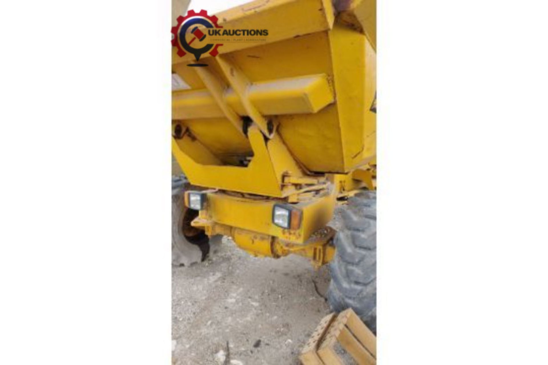 5 TON SWIVEL BARFORD 4x4  DUMPER DELIVERY AVALIBLE - Image 4 of 5