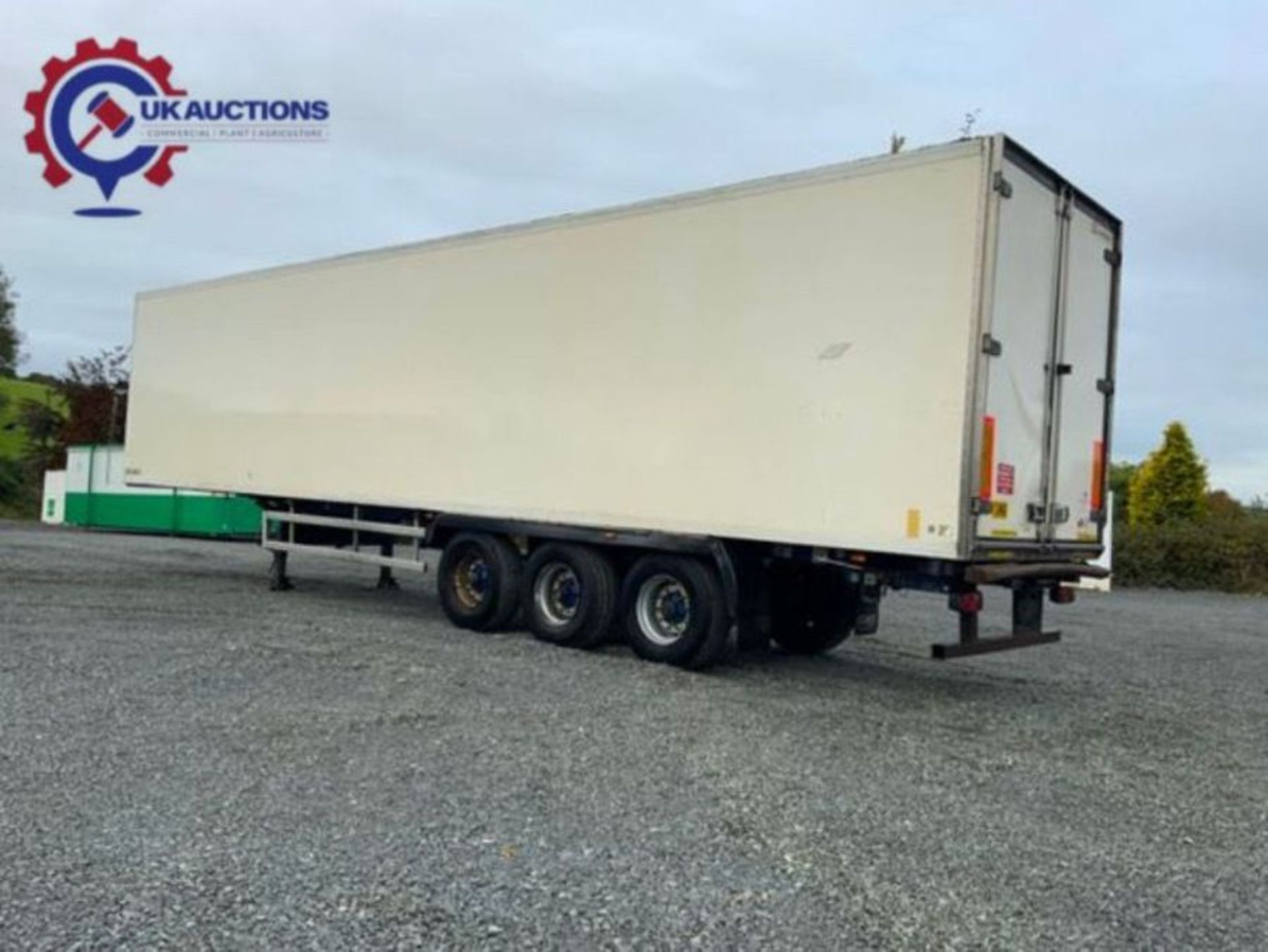 2005 LAMBERET TRIAXLE REFRIGERATED TRAILER - Image 6 of 14