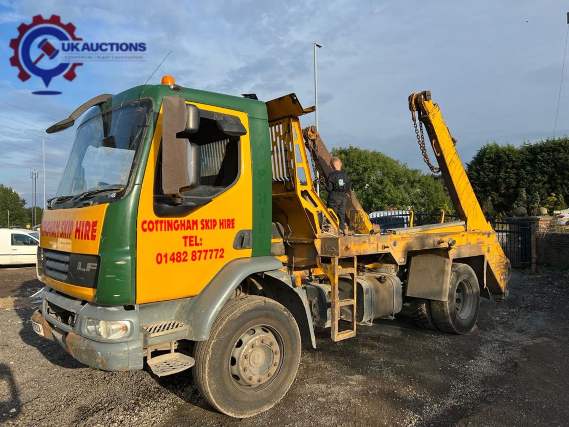 2010 DAF LF55 SKIP WAGON