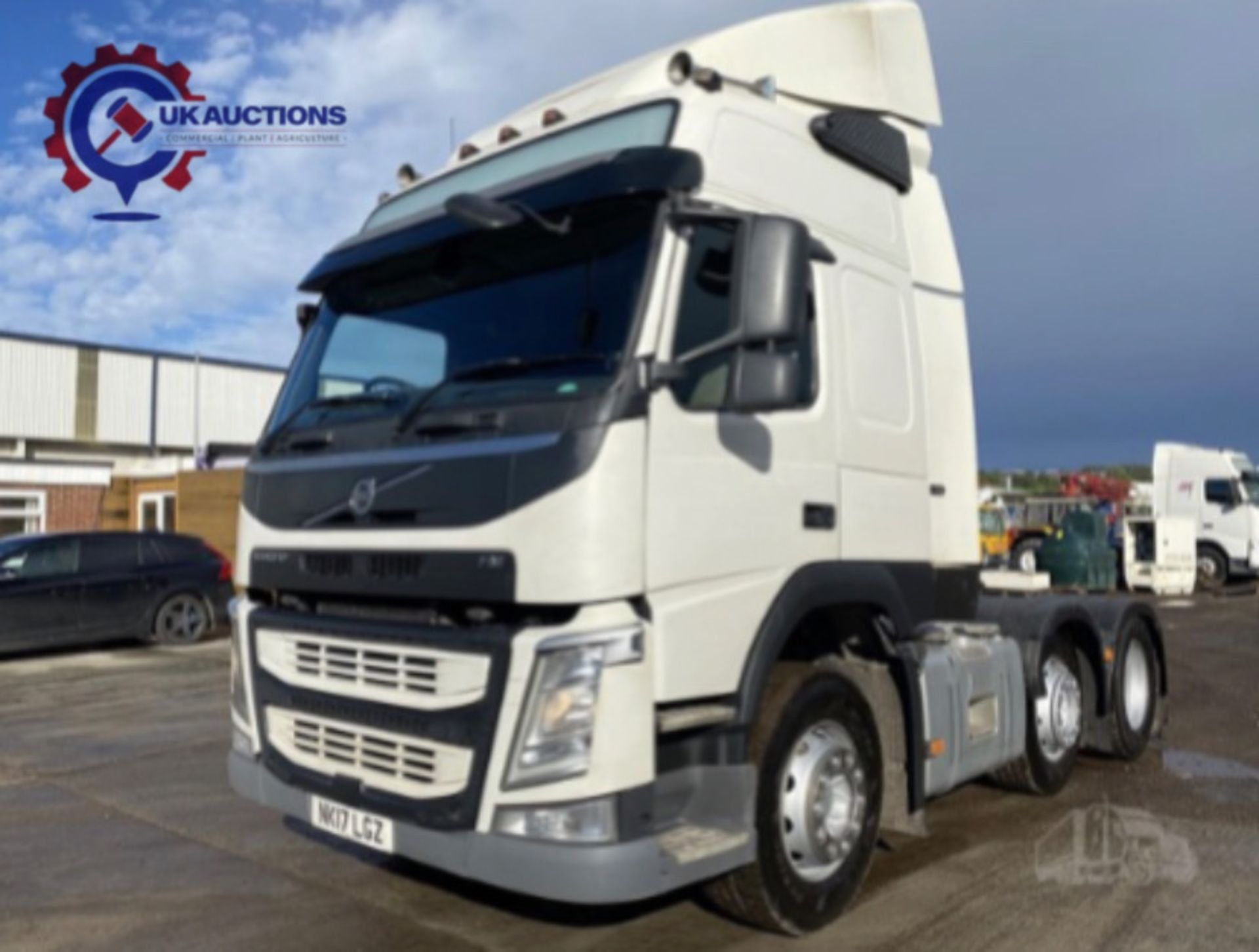 2017 VOLVO FM450 - Image 7 of 20