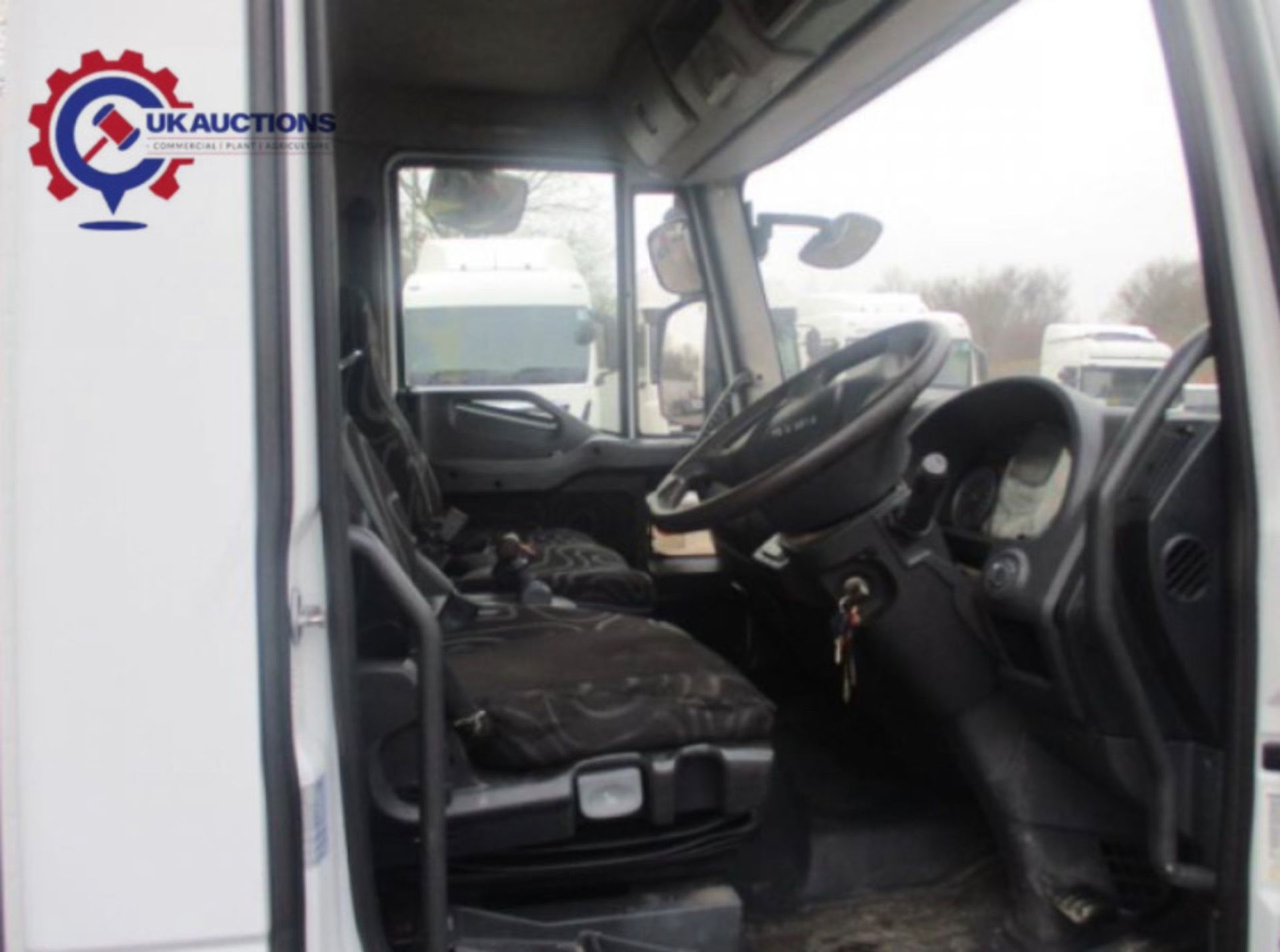 2011 IVECO EUROCARGO 75E16 - Image 7 of 13