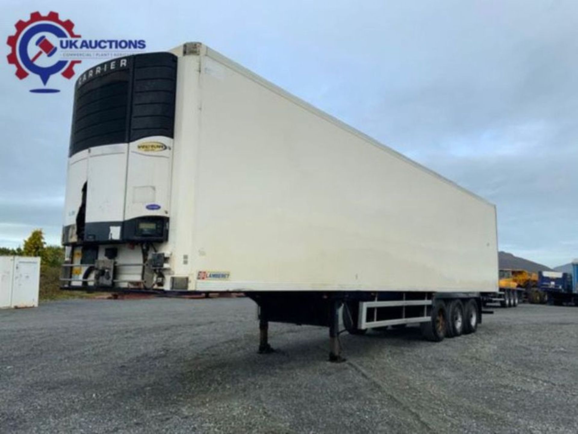 2005 LAMBERET TRIAXLE REFRIGERATED TRAILER - Image 10 of 14