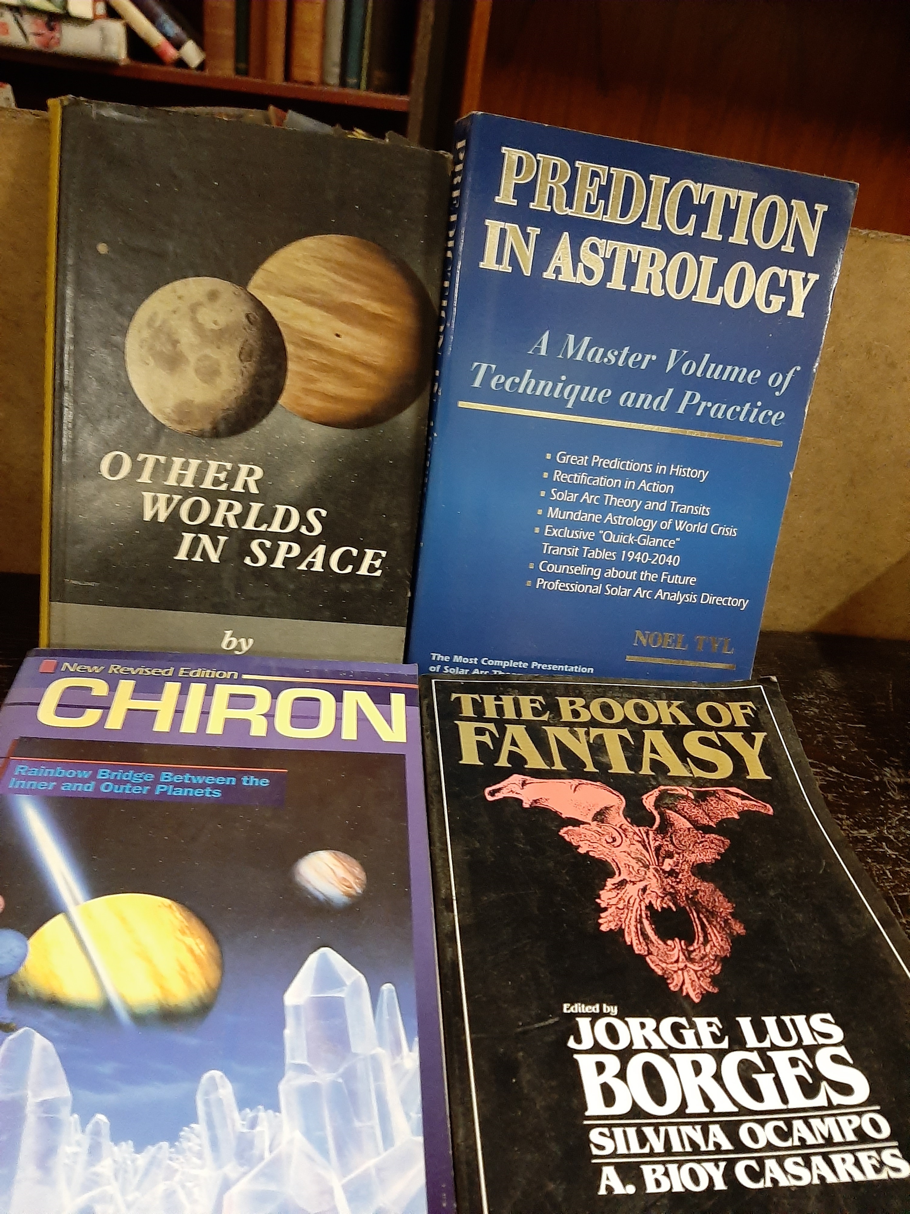 12 books related to space, sci-fi and astronomy [our ref: 409a]