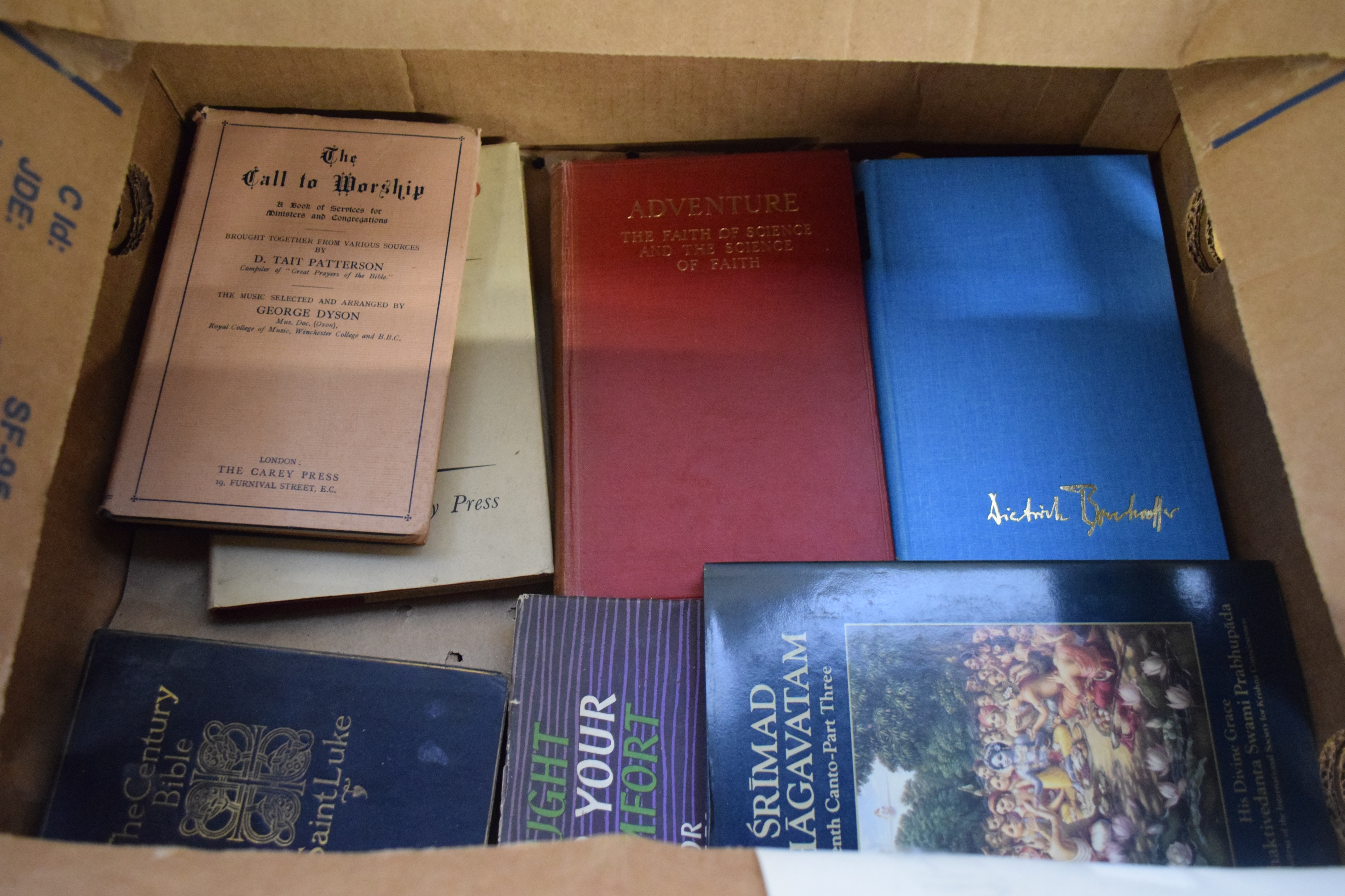 12 large format religion interest books [our ref: 442a] - Image 2 of 2