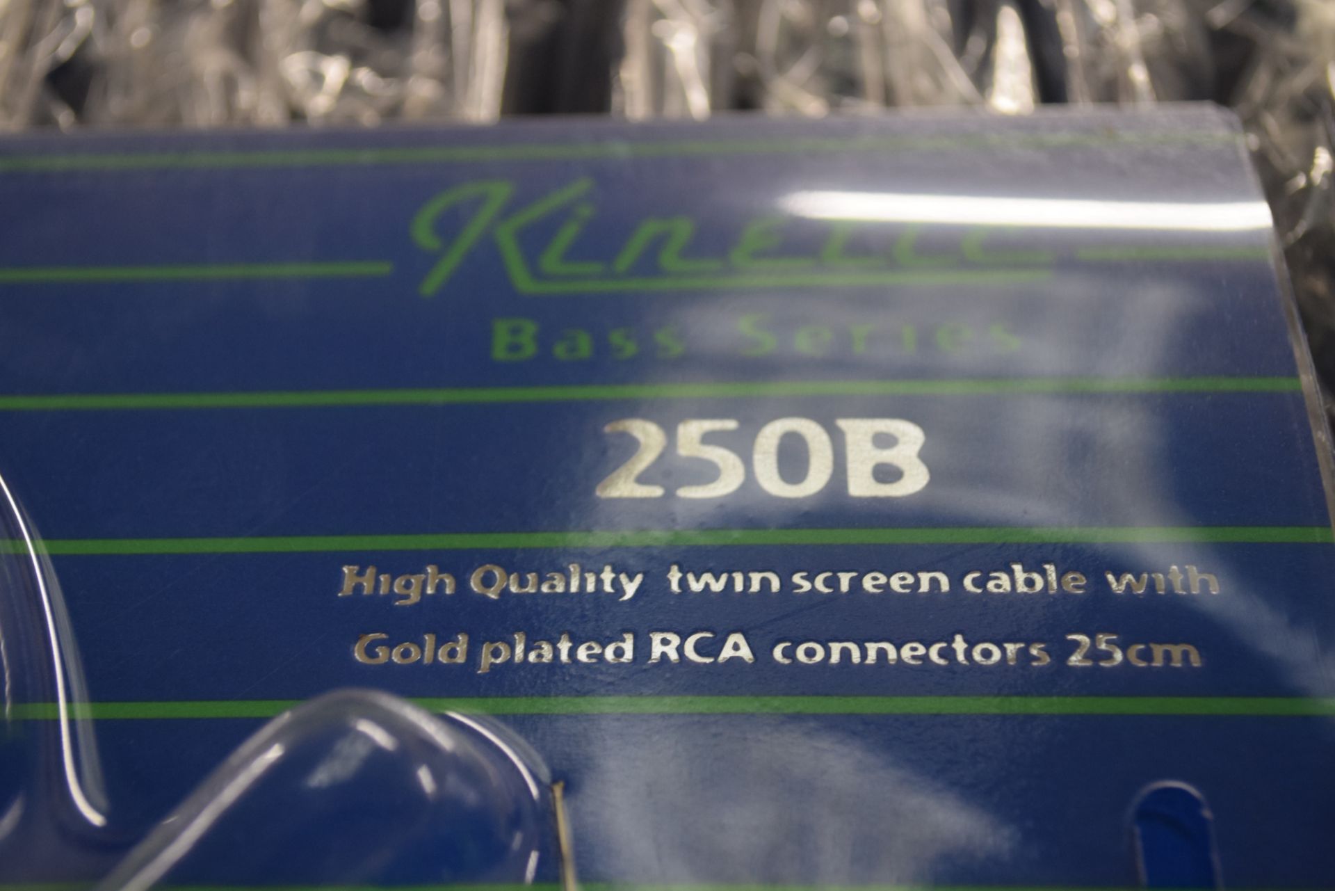 QTY APPROX 32 KINETIC BASE SERIES 2W50B HIGH QUALITY TWIN SCREEN CABLE WITH GOLD PLATED RCA - Image 2 of 2