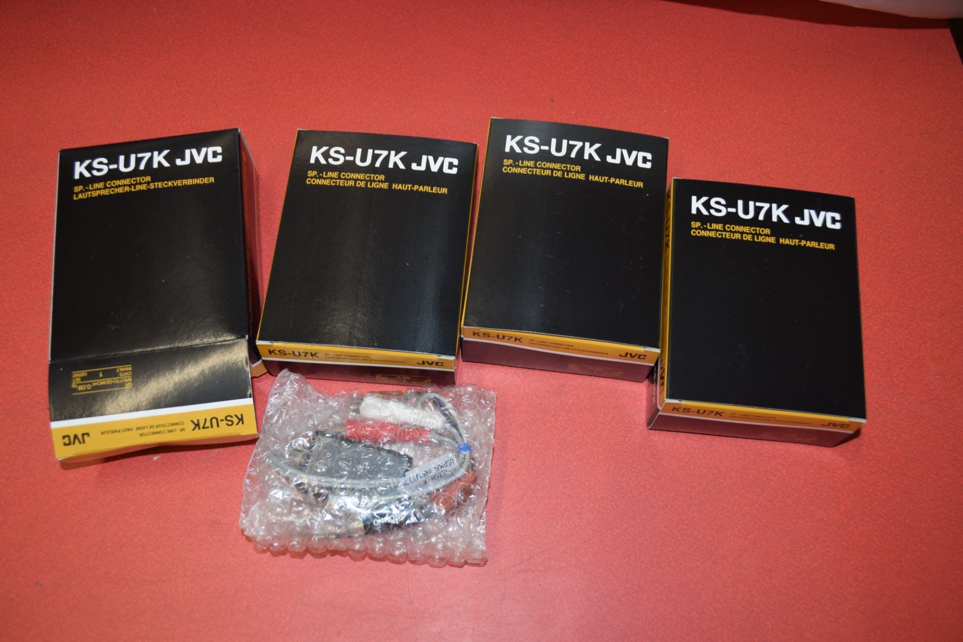 BOX CONTAINING THREE JVC SP LINE CONNECTORS MODEL NO KS-U7K