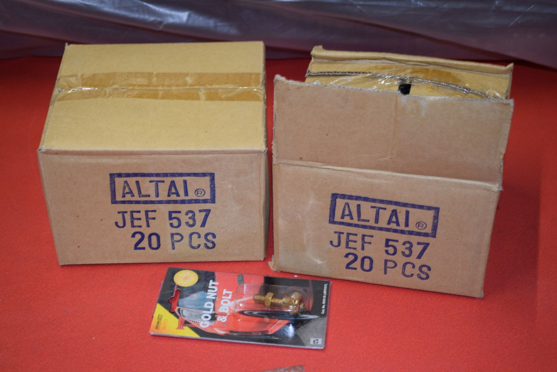 TWO BOXES CONTAINING SOUND LAB AUTO GOLD NUT AND BOLT CONNECTORS, APPROX 20 PIECES PER BOX