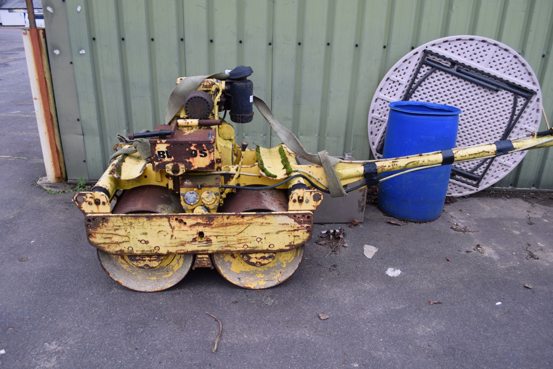 Bomag twin vibrating road roller