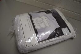 Hinghams Diamond pin tuck duvet set, colour white, king, including two pillowcases