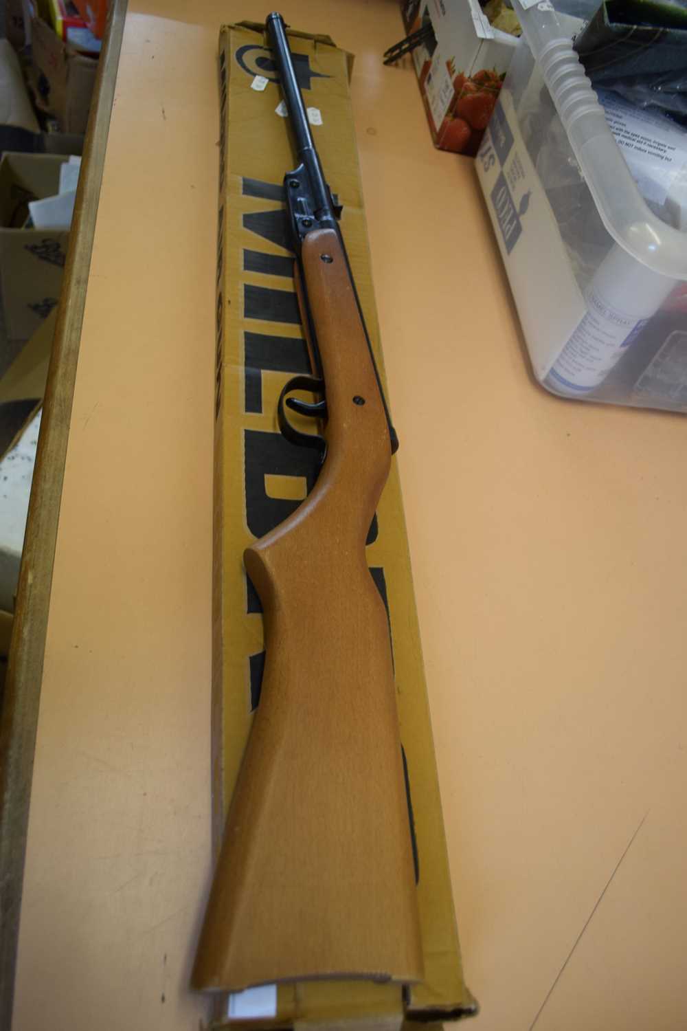 Milbro model 16 air rifle - Image 2 of 2