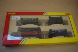 Hornby Railroad 00 gauge railroad train pack R2669 (boxed)
