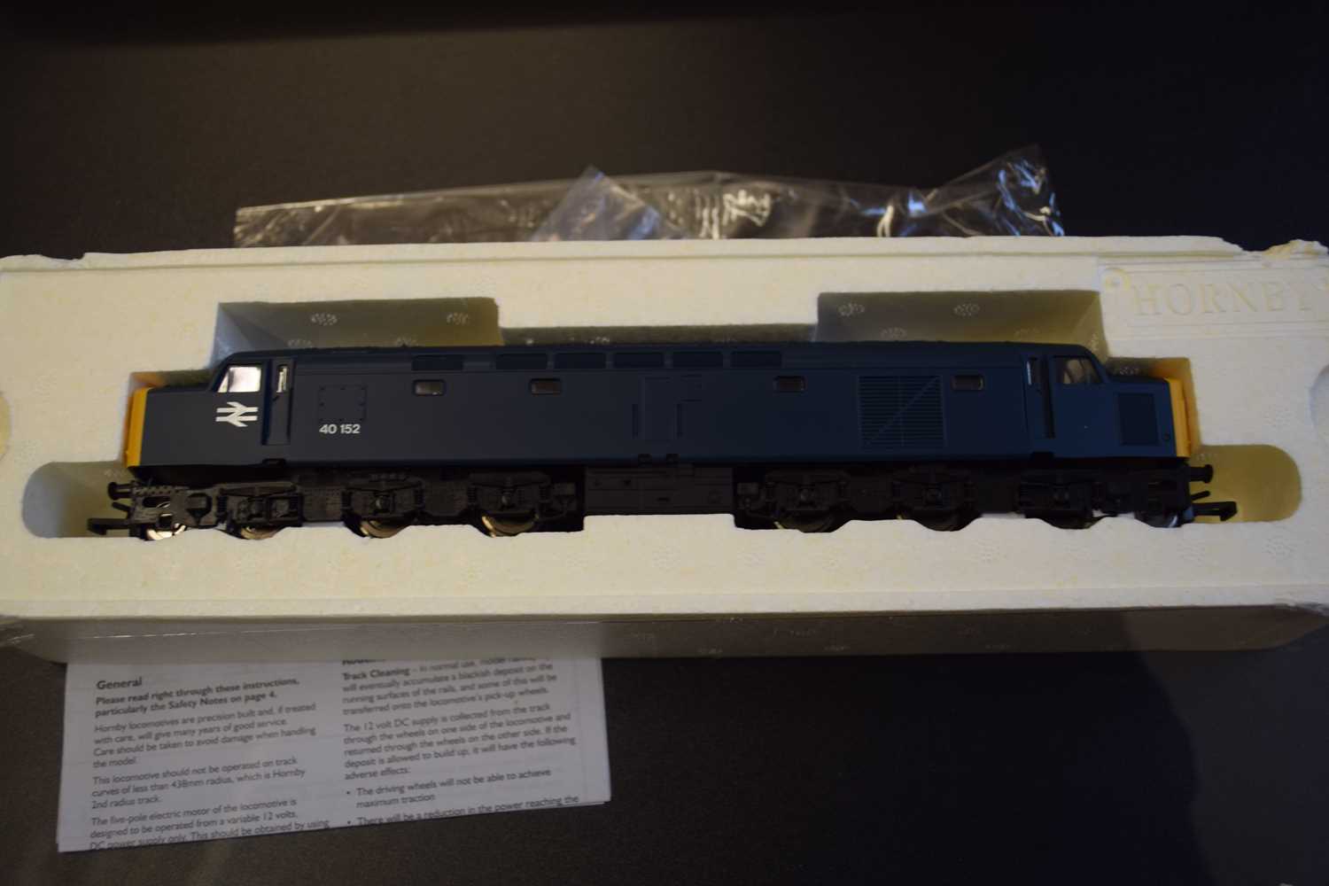 Hornby Railroad 00 gauge BR Class 40 40152 (boxed) - Image 3 of 3