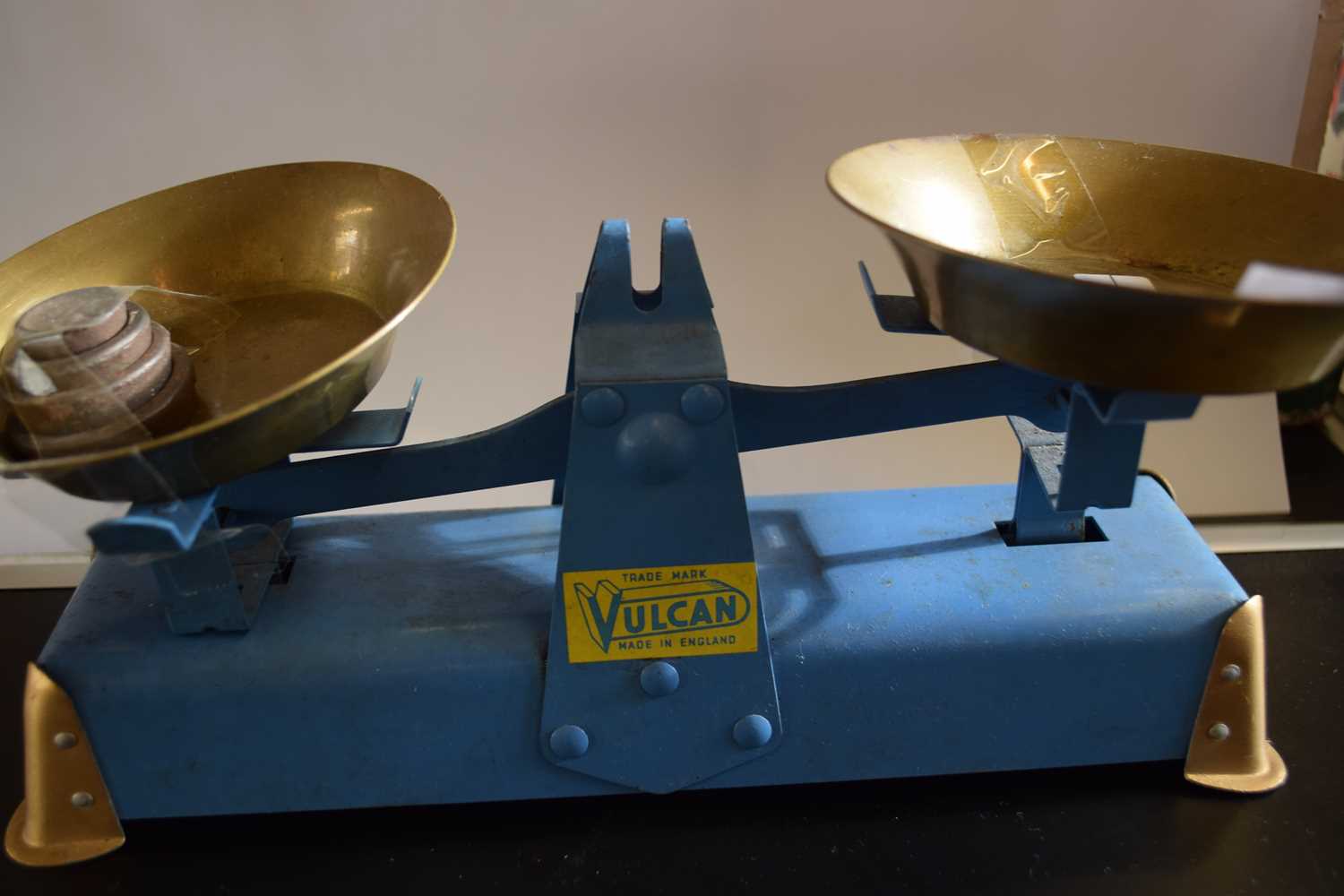 Vintage scales and weights - Image 2 of 2