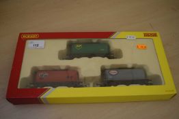 Hornby Railroad 00 gauge fuel tanker pack R6481 (boxed)