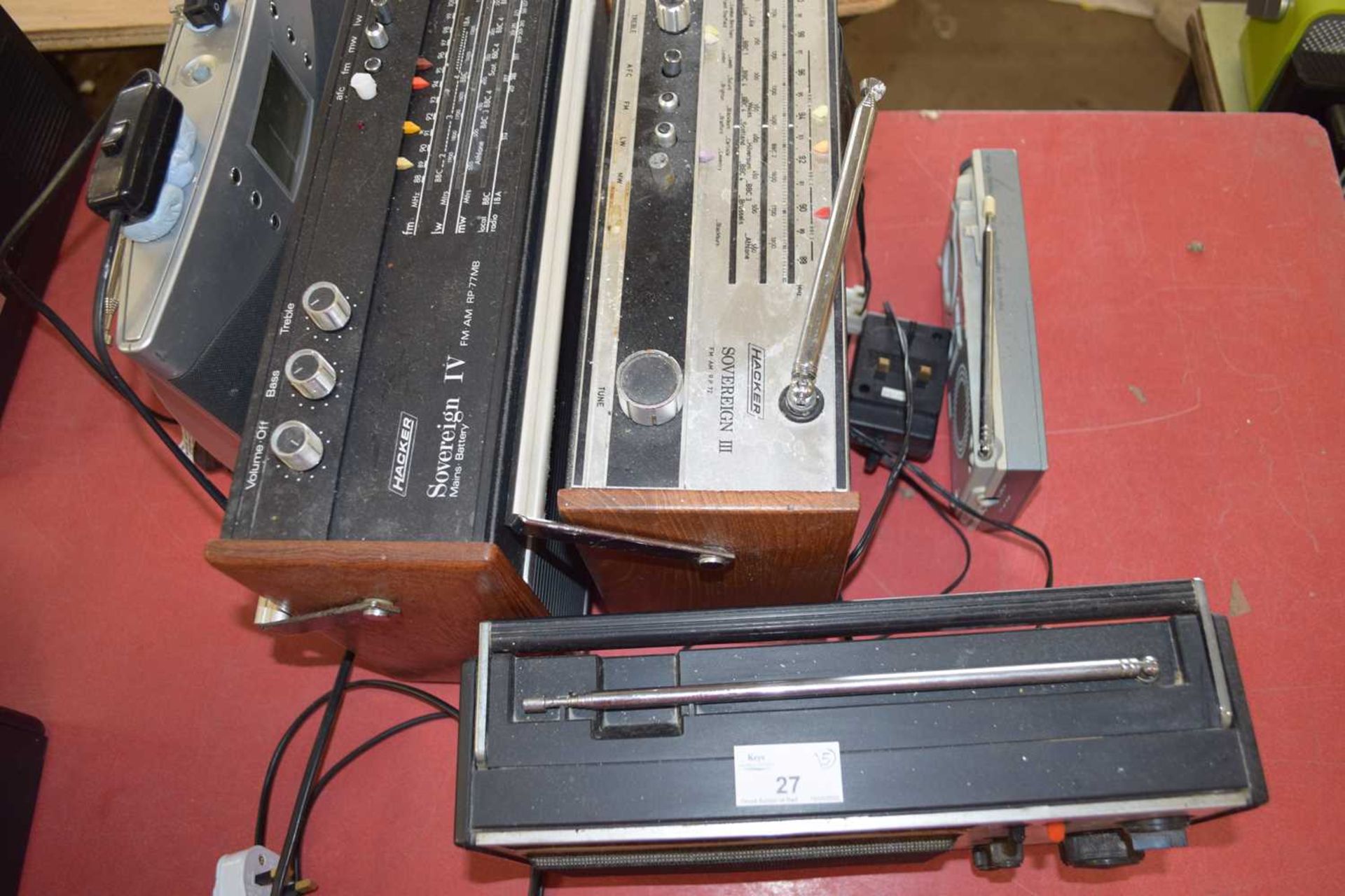 MIXED LOT: 5 RADIOS TO INCLUDE: PYE 4 BAND 1790 SX1790/15 (1981), MORPHY RICHARDS ORDIO DAB (