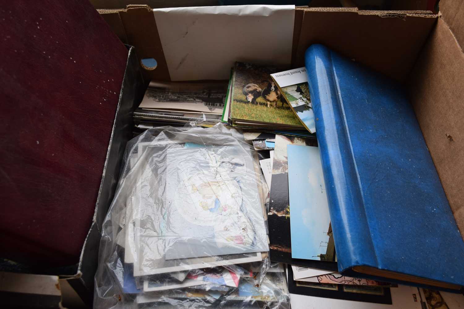 Box of ephemera from the Alan Dodd collection to include The Early Lake District etc, approx 600 - Image 7 of 8