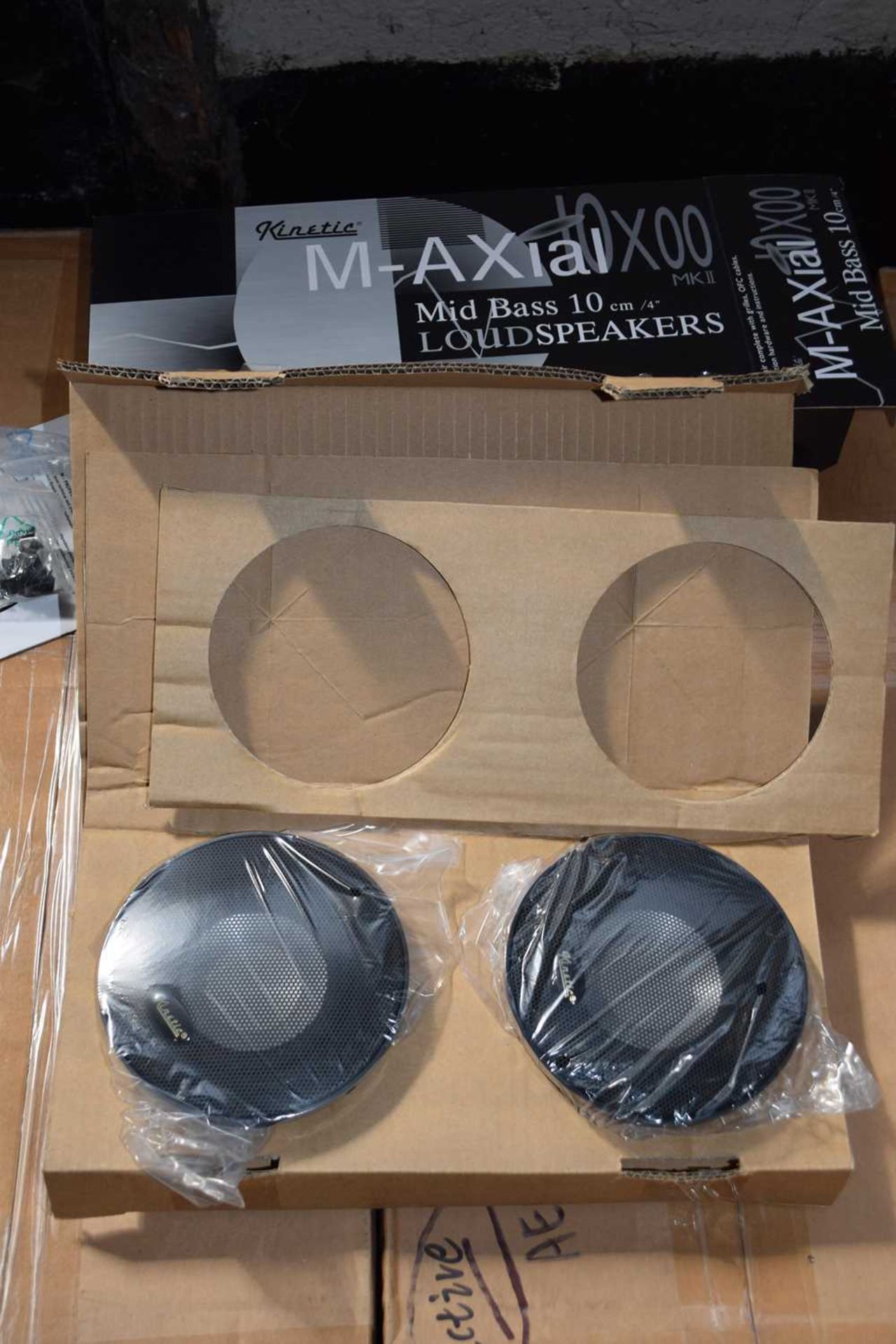 Box of 6 pairs of Kinetic M/AXIAL Mid bass 10cm loud speakers 10X00MK2 - Image 3 of 7