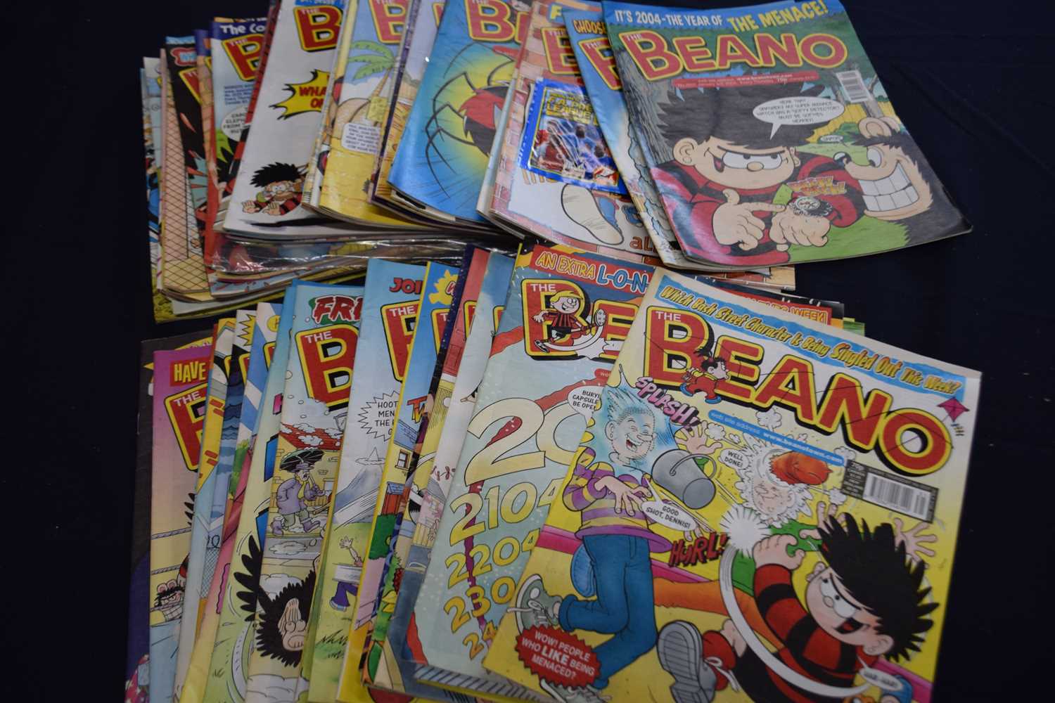 A collectrion of 'The Beano Comics from 2004 No. 3207-3258