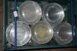 Crate containing a large quantity of 7 inch glass side plates