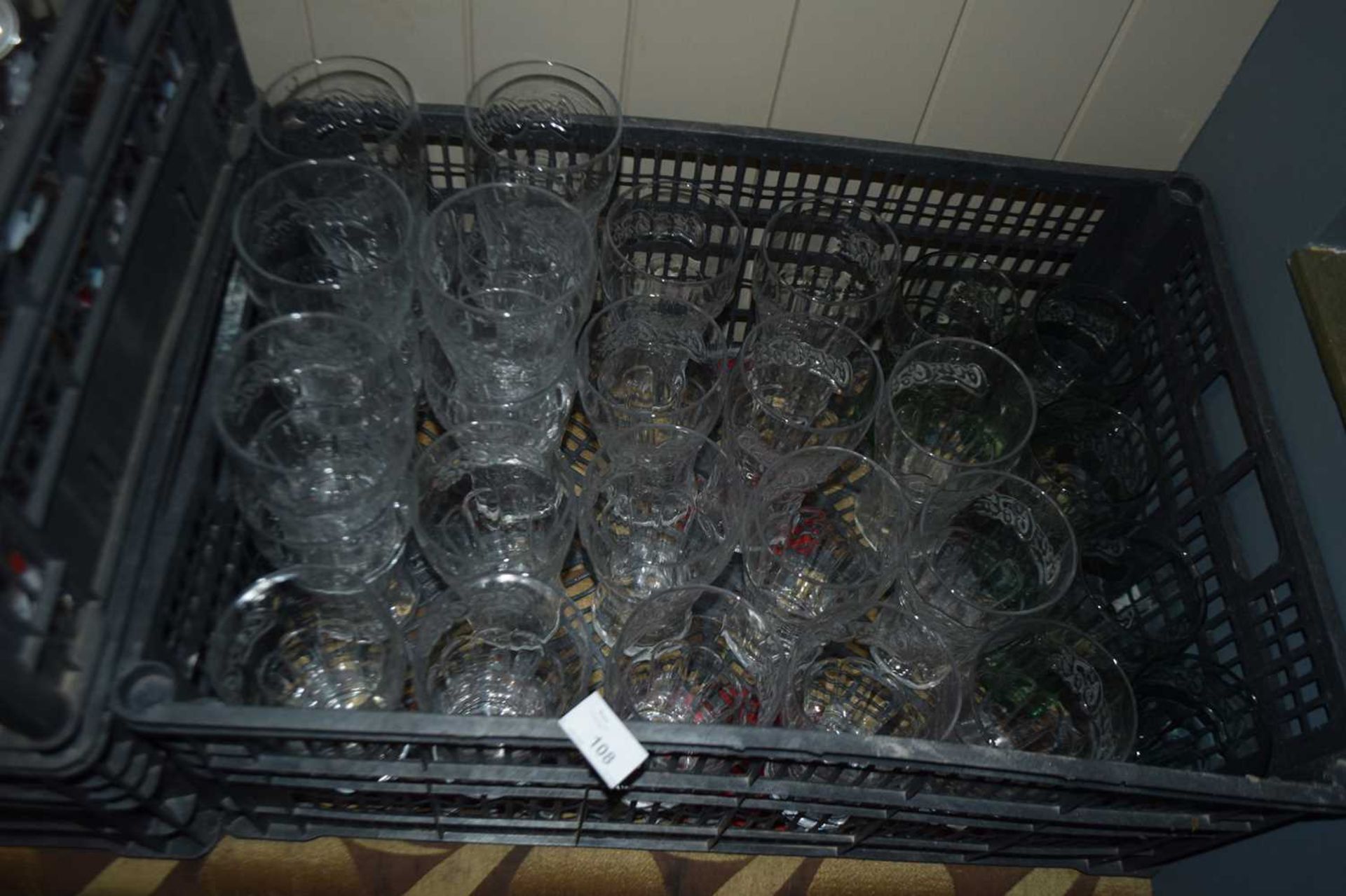 1 crate of mixed Coca Cola pint and half pint glasses - Image 2 of 2