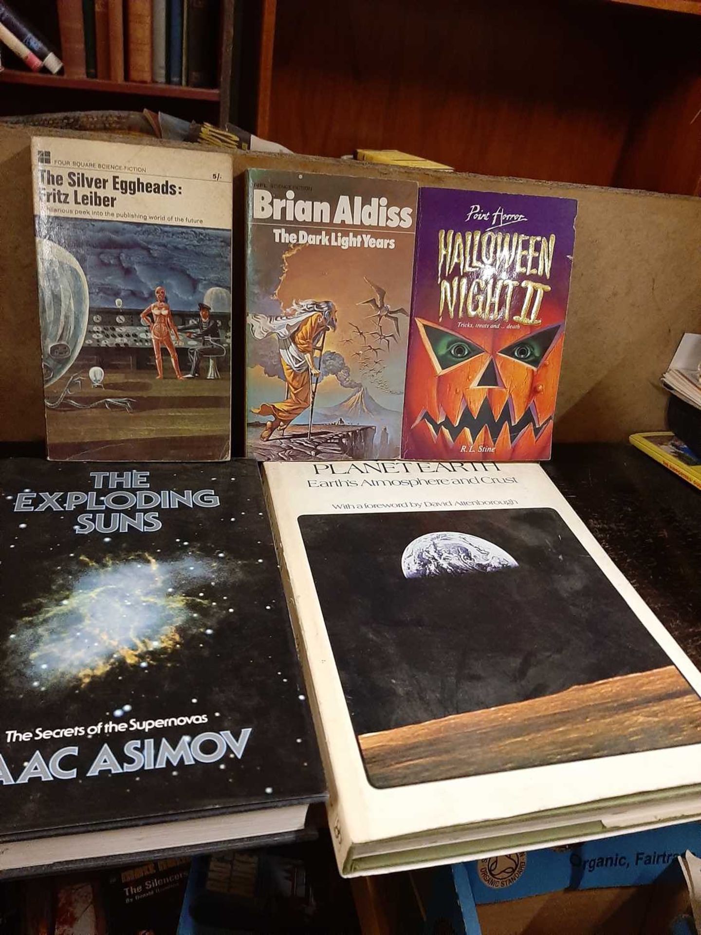 13 sci-fi/space books to include The Exploding Suns by Isaac Asimov, Great Science Fiction stories - Image 2 of 3