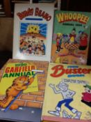 Box containing approx 25 children's annuals to include The Dandy Book 1972 etc (169)