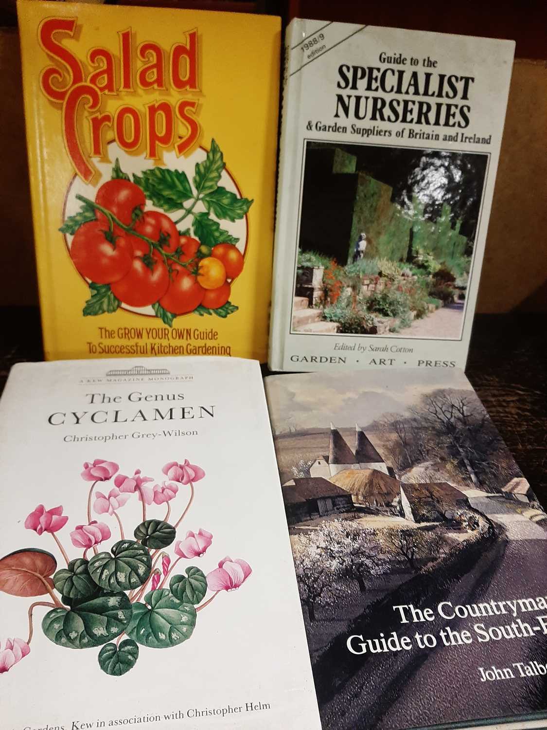 12 small format country and gardening books to include The Complete Book of Self-Sufficiency, The - Image 2 of 4