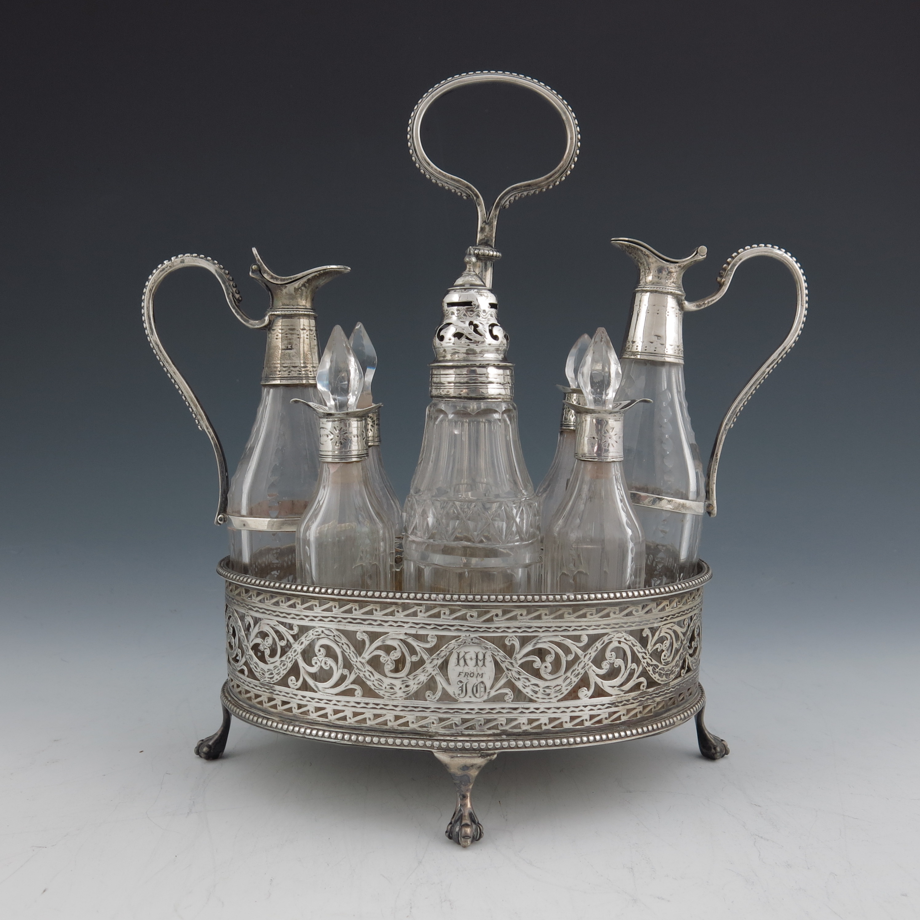 A George III silver cruet, Thomas Daniell and John Wall, London 1781 - Image 2 of 7