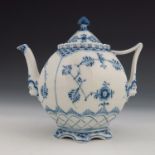A Royal Copenhagen Blue Onion pattern teapot, circa 1936