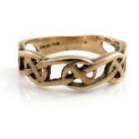A 9 carat gold Celtic Iona style ring