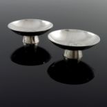 A pair of George V silver dishes, Goldsmiths and Silversmiths Company, London 1926