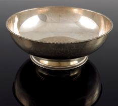 An Elizabeth II silver footed bowl, WW, London 2001