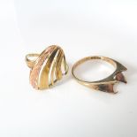 Two gold rings, one 14 carat, one 9 carat, including Modernist bicolour ring and another, sizes Q1/