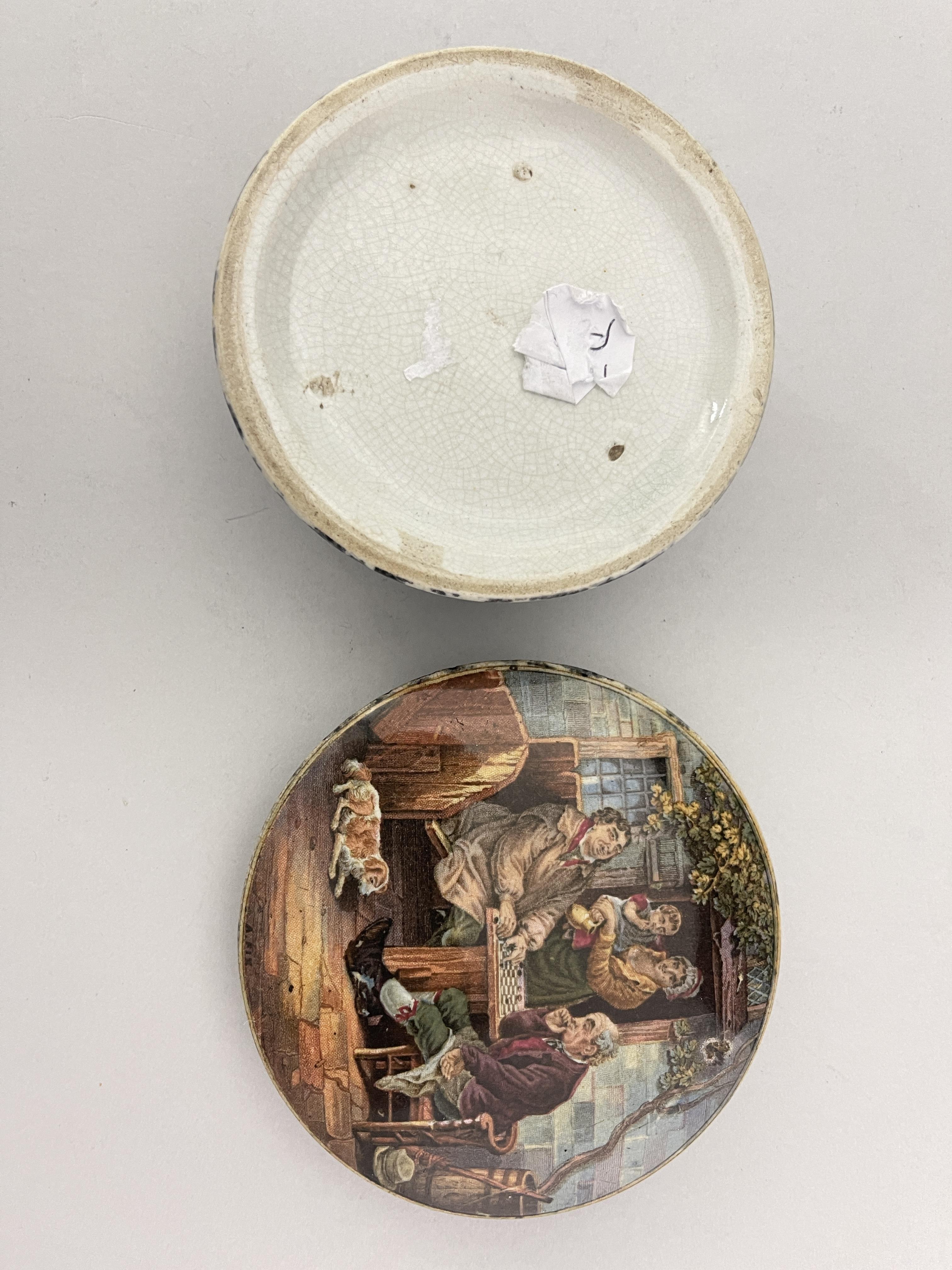 A Prattware pot lid and base, circa 1850 - Bild 2 aus 3