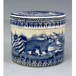 Advertising ware, a 19th century French blue and white printed bear grease pot and cover Graisse d'