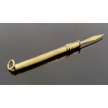 A 9ct gold propelling implement, Cohen & Charles, Birmingham, engine turned cylindrical form, 2.6g
