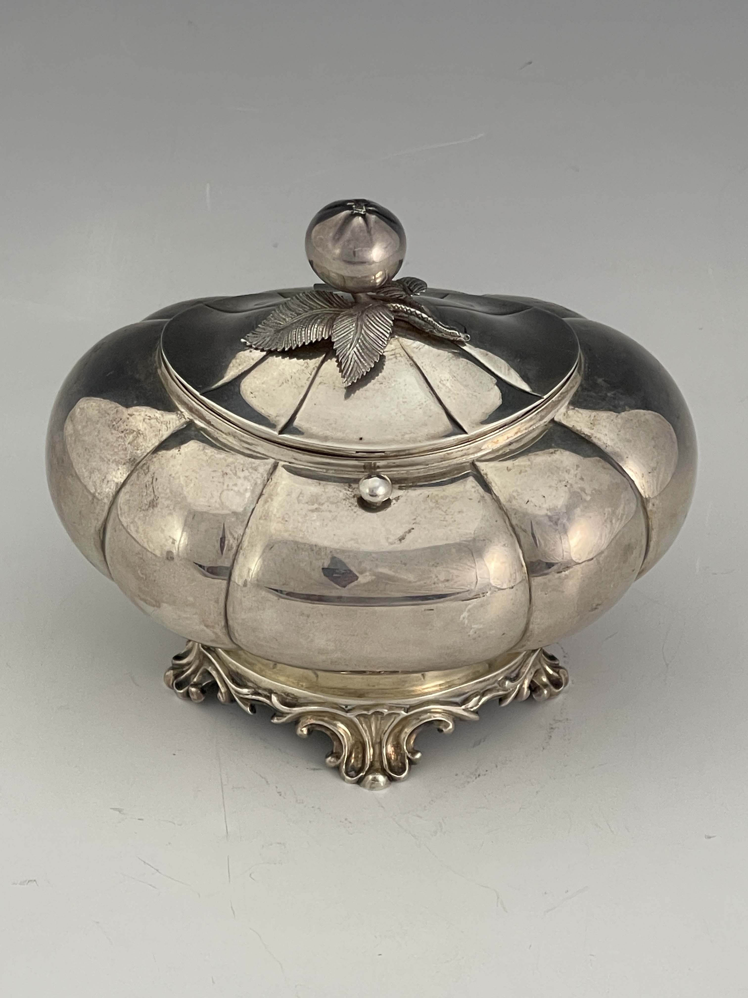 A Dutch silver tea caddy, Pieter Pieters, Amsterdam circa 1860 - Image 4 of 6