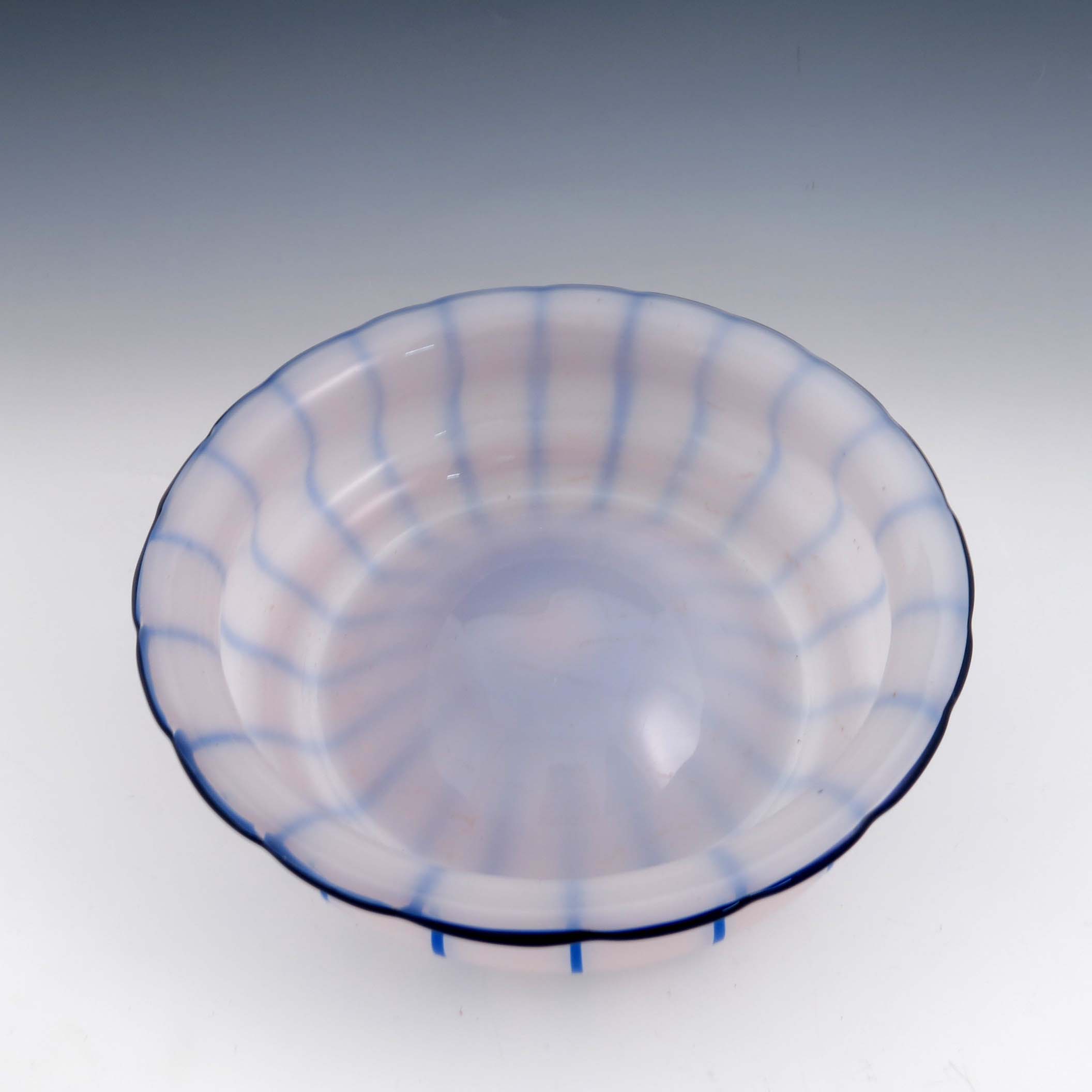 Michael Powolny for Loetz, a Secessionist glass bowl - Bild 2 aus 3