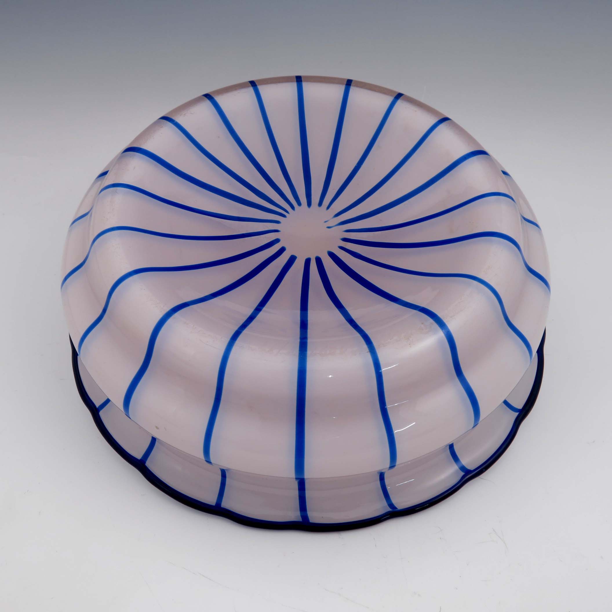 Michael Powolny for Loetz, a Secessionist glass bowl - Image 3 of 3