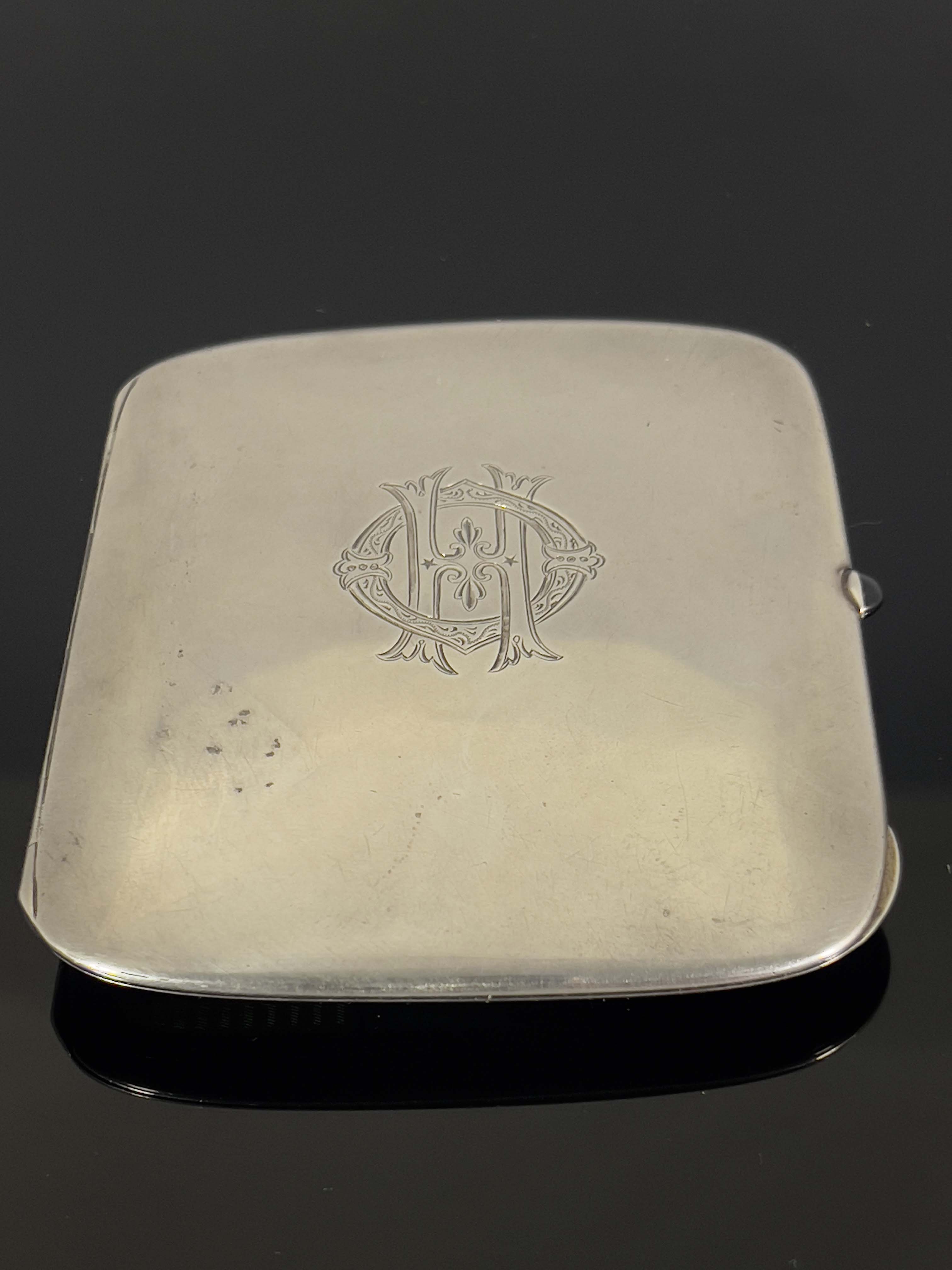 A silver and enamelled cigarette case - Image 6 of 6