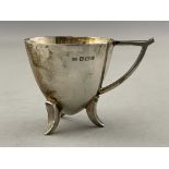 An Edwardian silver toddy cup