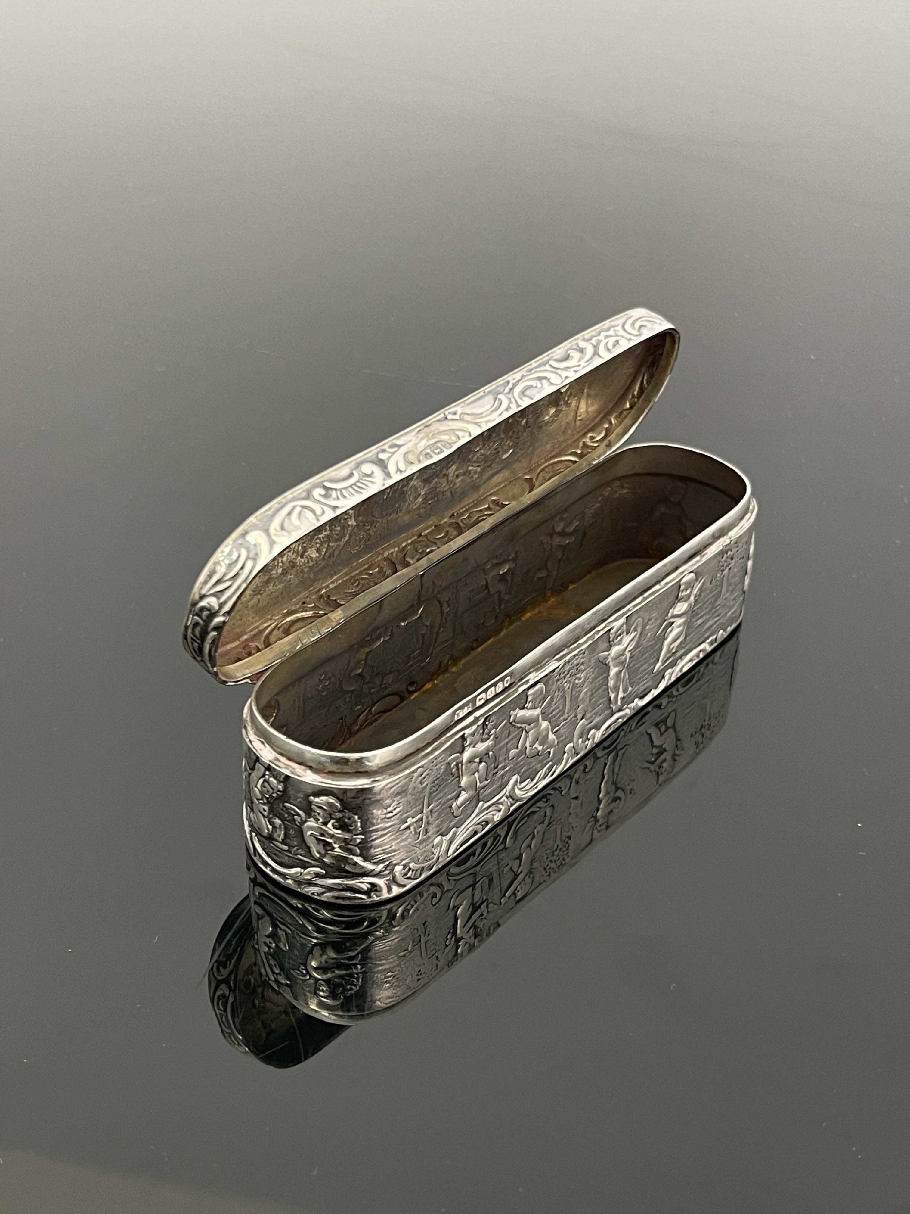 A Dutch silver snuff box, rounded oblong form - Image 4 of 7