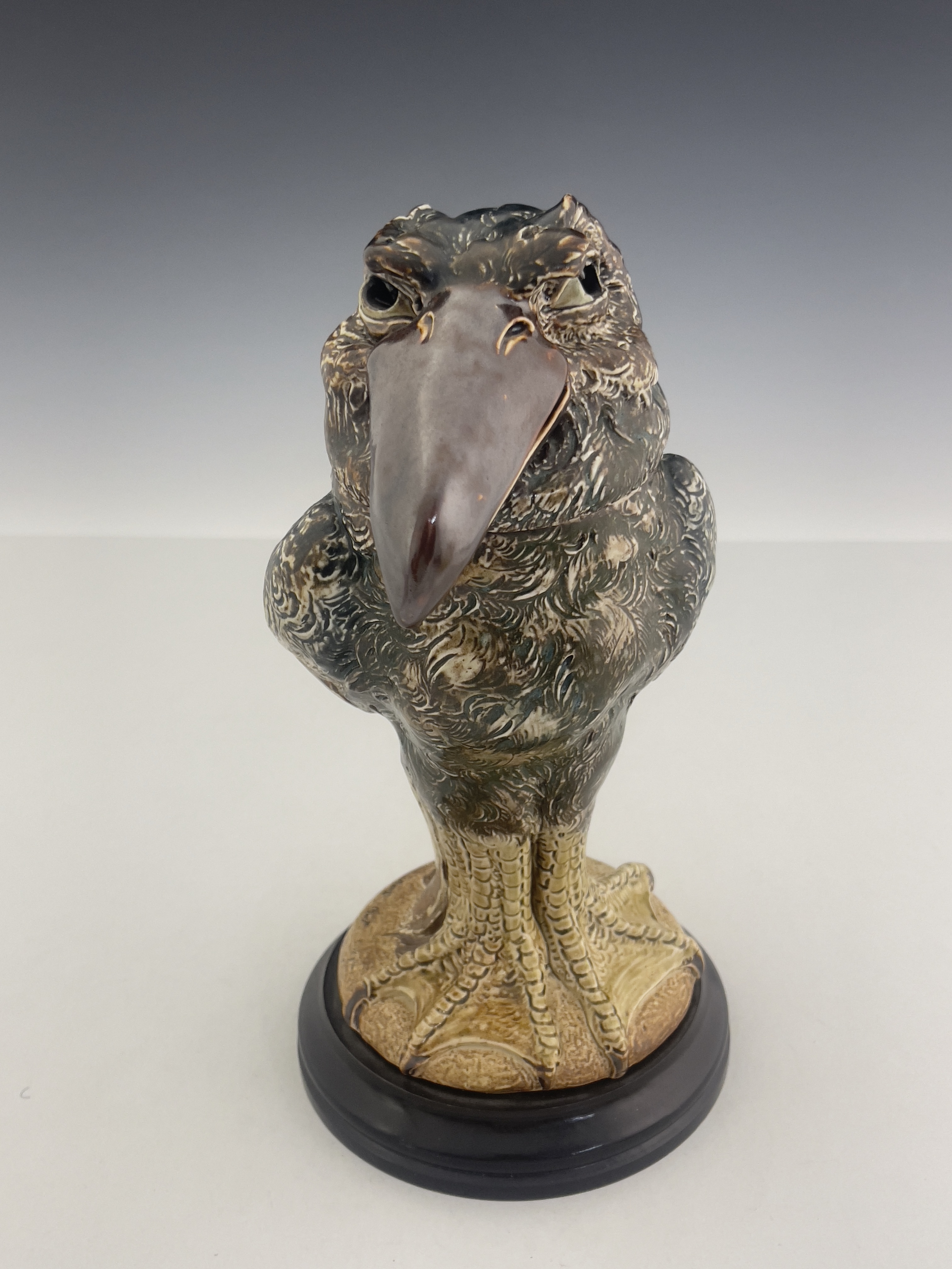 Robert Wallace Martin for Martin Brothers, a stoneware sculptural bird jar and cover - Bild 2 aus 7