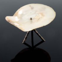 A Chinese silver and mother-of-pearl comport