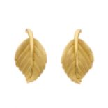 Tiffany & Co., a pair of 18ct gold leaf earrings